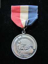 Load image into Gallery viewer, 1940 CANOE ECPC HURRY SCURRY Sports Medallion Medal Bradshaw Newark
