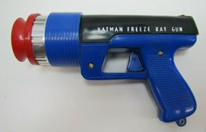 1960s BATMAN FREEZE RAY GUN LIGHT SIREN HONG KONG TOY RAYGUN PISTOL