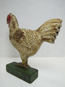 YOUNG'S FEEDS TOLEDO OHIO Old Cast Iron Advertising Chicken  Doorstop Farm Feed Seed Store Display Sign Statue