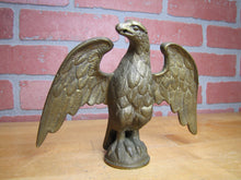 Load image into Gallery viewer, Antique Brass Eagle Decorative Arts Element Finial Paperweight Art Statue
