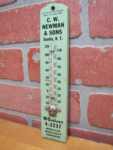 C W NEWMAN & SONS HAMLIN NY MOBILGAS MOBILHEAT KEROSENE Old Wooden Advertising Thermometer Sign Mobil D D S WOODSIDE 77 NY
