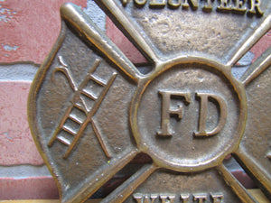 VOLUNTEER FD WHITE PLAINS NY Old Brass Auto Truck Fire Department Plaque Sign Advertising