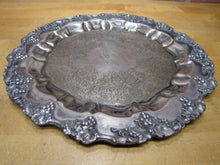 Load image into Gallery viewer, 1927 SMITHTOWN HORSE SHOW Award Plaque Sign SADDLE HORSE BARBOUR Silver Plate 152 Hands and Over
