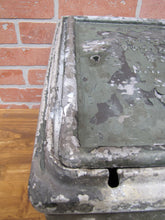 Load image into Gallery viewer, TRAFFIC CONTROL BOX NY CITY Orig Old Retired NYC New York OFF RED AMBER GREEN
