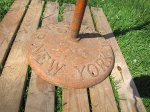 1939 NEW YORK WORLD'S FAIR STANCHION Cast Iron Orig inal Old Paint NYWF Sign Advertising