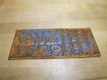 Load image into Gallery viewer, 1924 VENDOR 1559 BARROW 1 2 HORSE MOTOR LICENSE PLATE SIGN ADVERTISING
