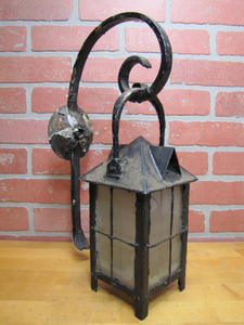 Antique Arts & Crafts Lamp Sconce Exterior Light Fixture Mounting Bracket Flower